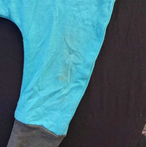 Rags to Raches 12-18m Skelly Skateboard - Picture 5 of 5